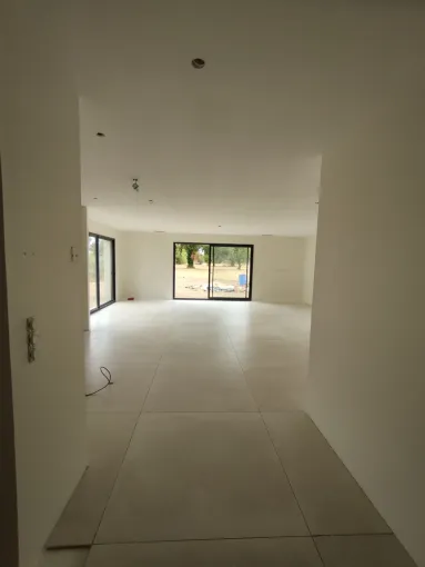 Peinture complète d'une maison neuve, Fargues-Saint-Hilaire, MD RENOVATION