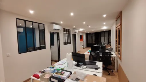 Rénovation intérieure d'un bureau à Le Bouscat par MD RENOVATION, Fargues-Saint-Hilaire, MD RENOVATION