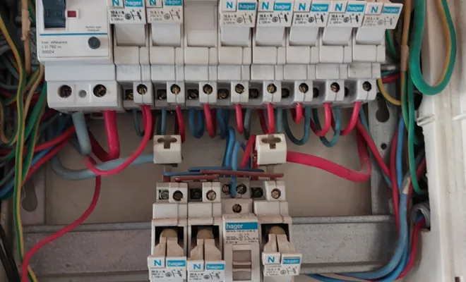 Remplacement remise au norme tableau électrique à Bordeaux, Fargues-Saint-Hilaire, MD RENOVATION