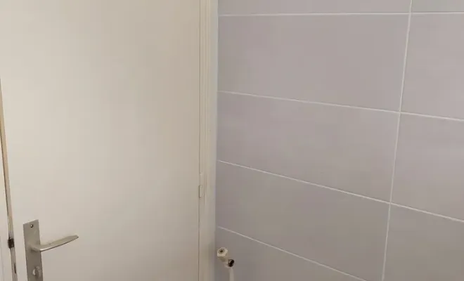 Rénovation d'une salle de bain à Cadarsac avec remplacement d'une baignoire par une douche, Fargues-Saint-Hilaire, MD RENOVATION