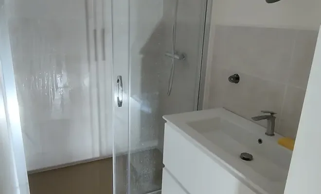 Rénovation salle de bain et de WC à Le Haillan, Fargues-Saint-Hilaire, MD RENOVATION